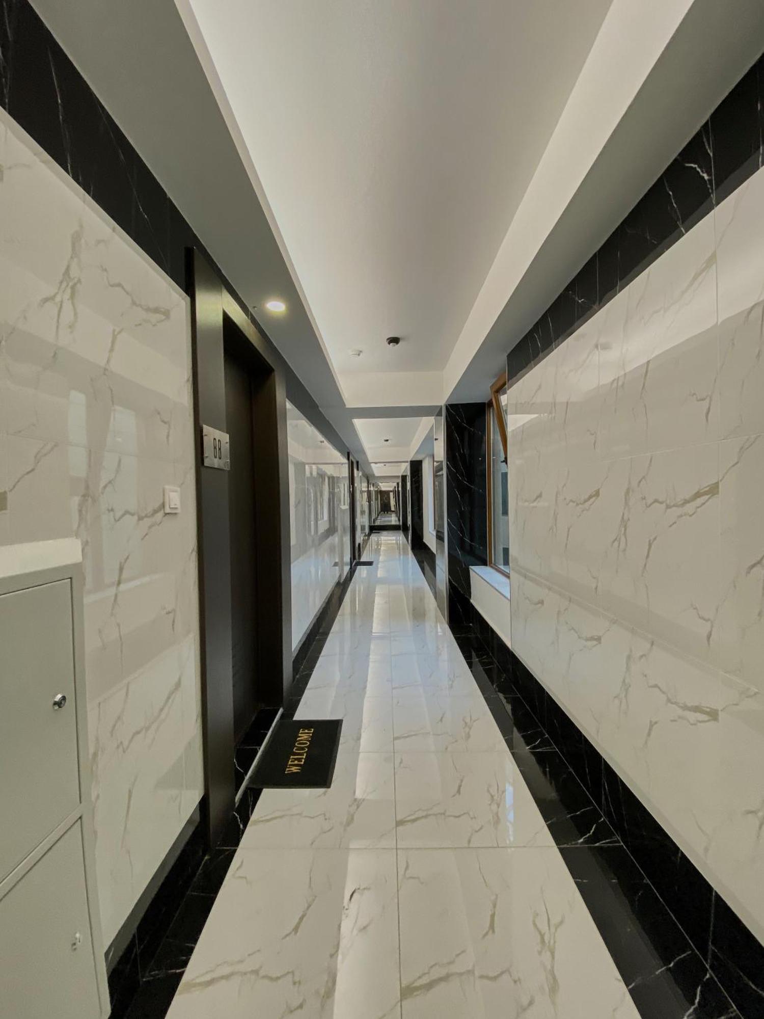 Stylish Studio, Skopje Centre - Private Parking - Panoramic Views Esterno foto